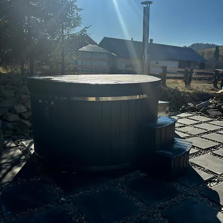 Holiday home Krynicki Zakatek Wypoczynkowy Caloroczny Mochnaczka Nizna